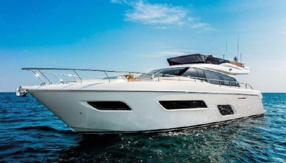 FERRETTI 550 2018